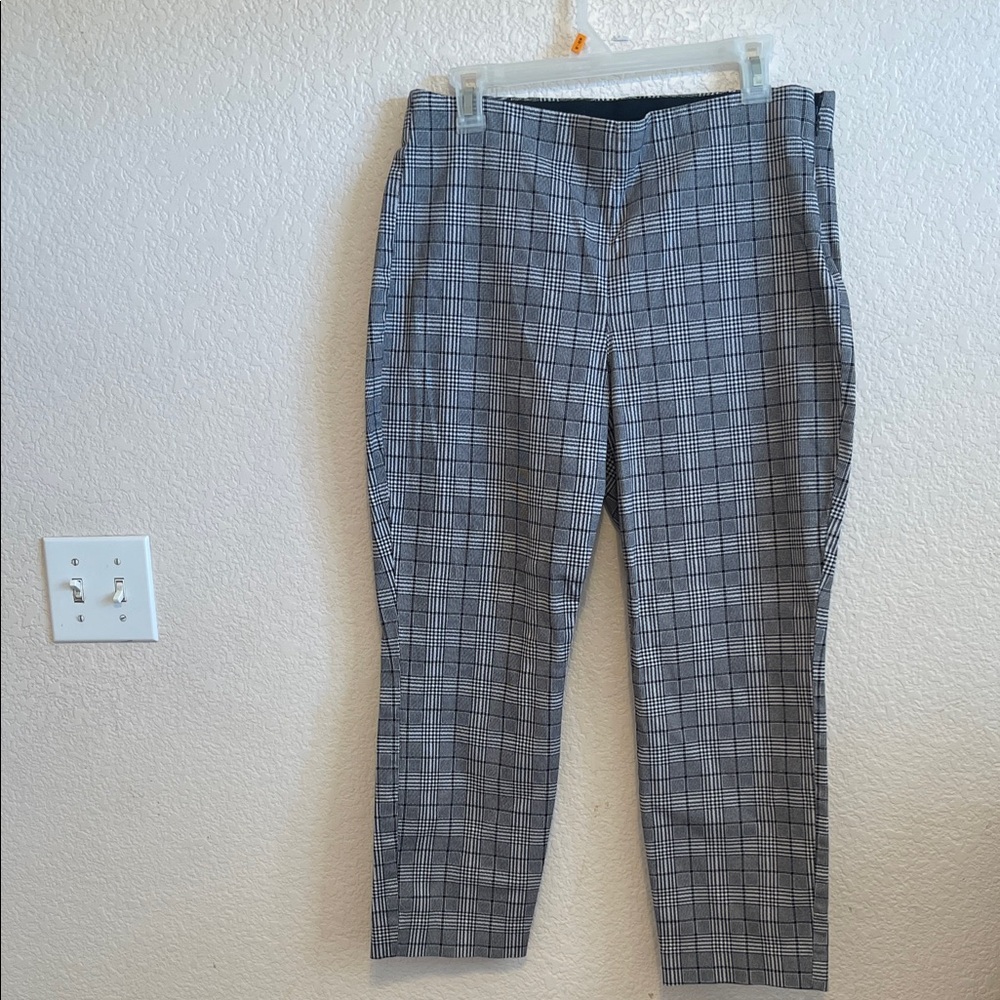 Old Navy Black & White Glen Plaid Chinos